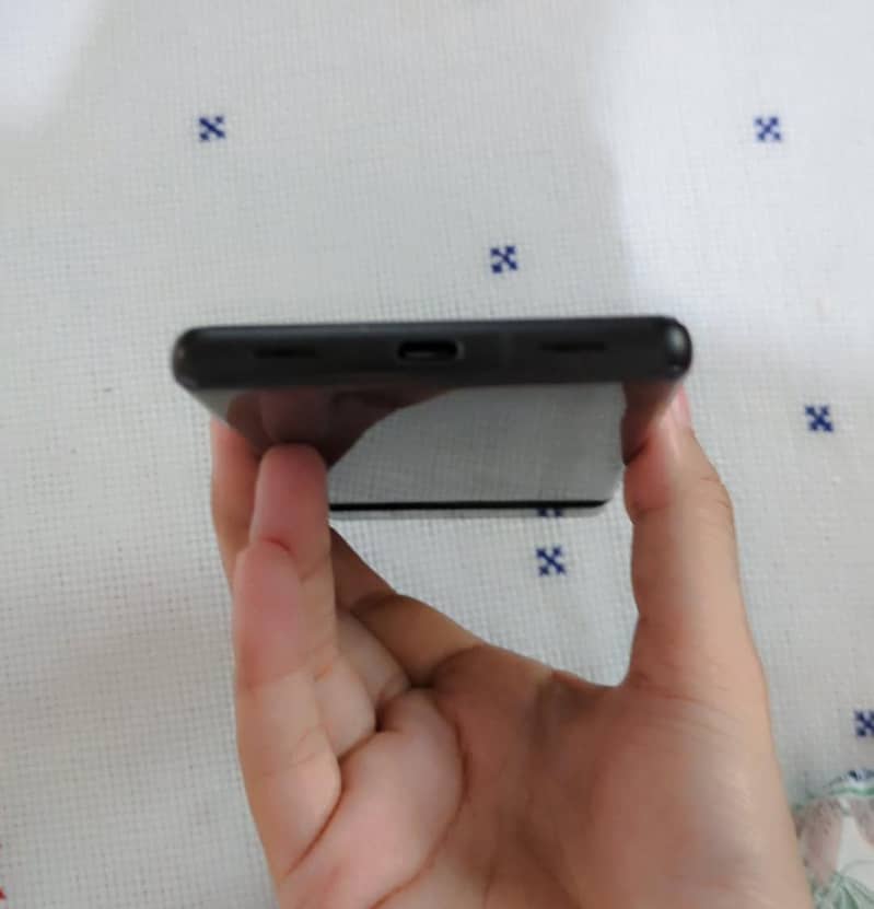 Pixel 6a 3
