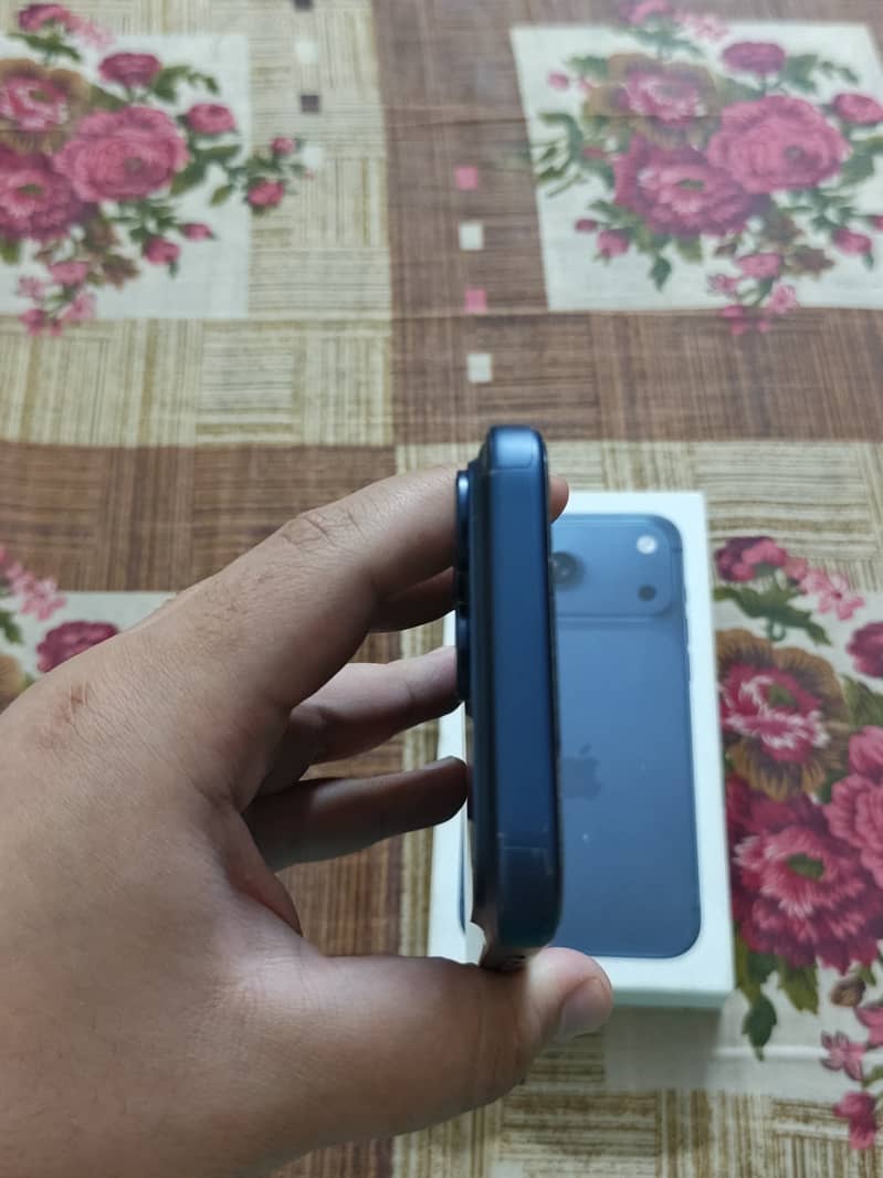 iPhone 17 pro max 5