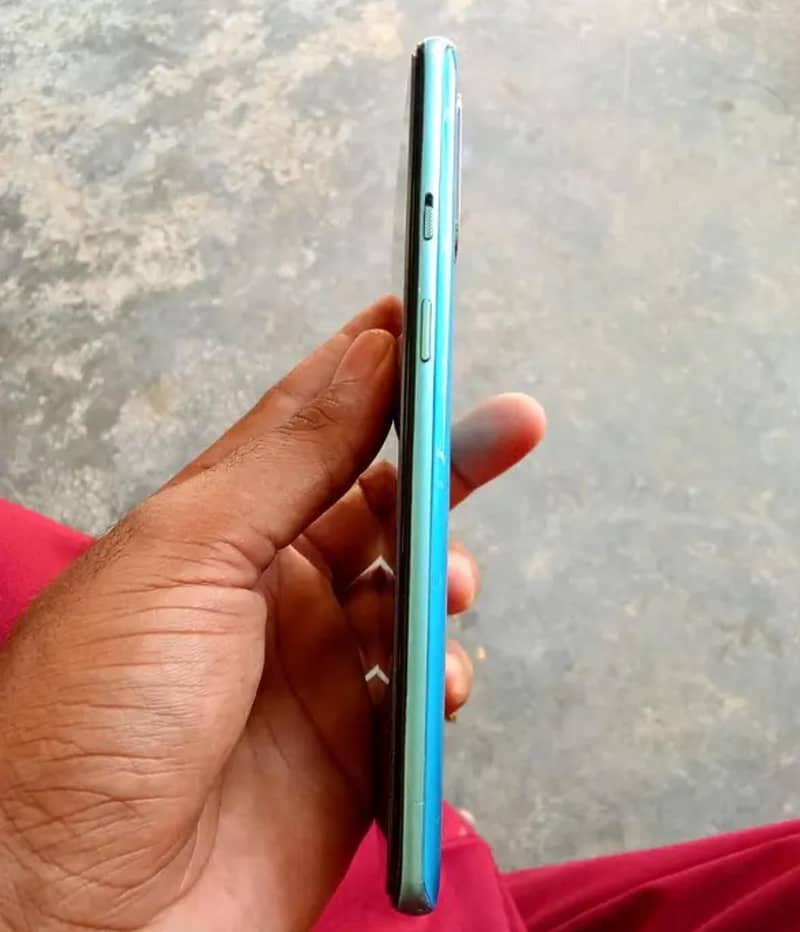 One Plus 8T 4