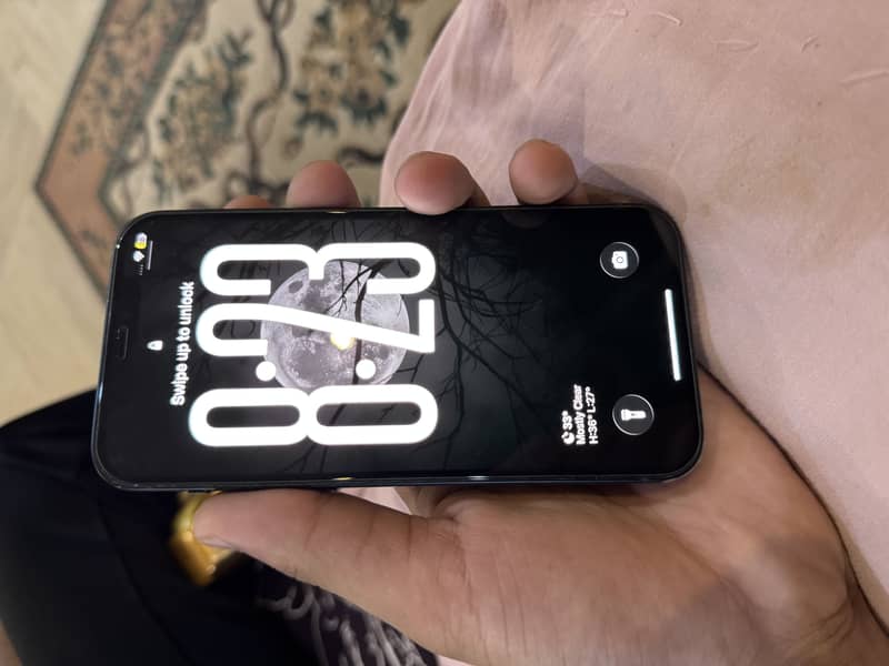 Apple iPhone 12 2