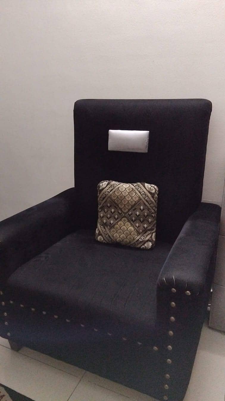 Sofa Set for sell 1