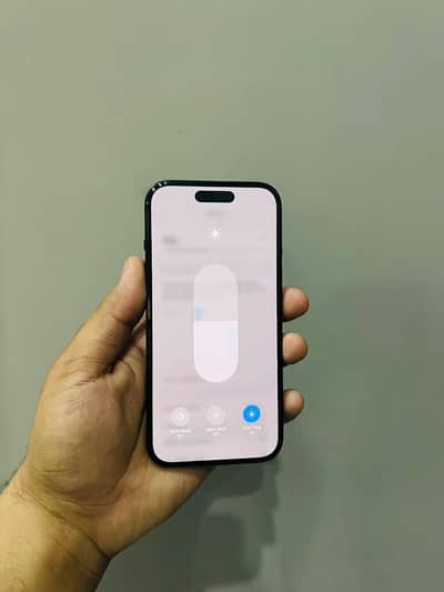 Apple iPhone 15