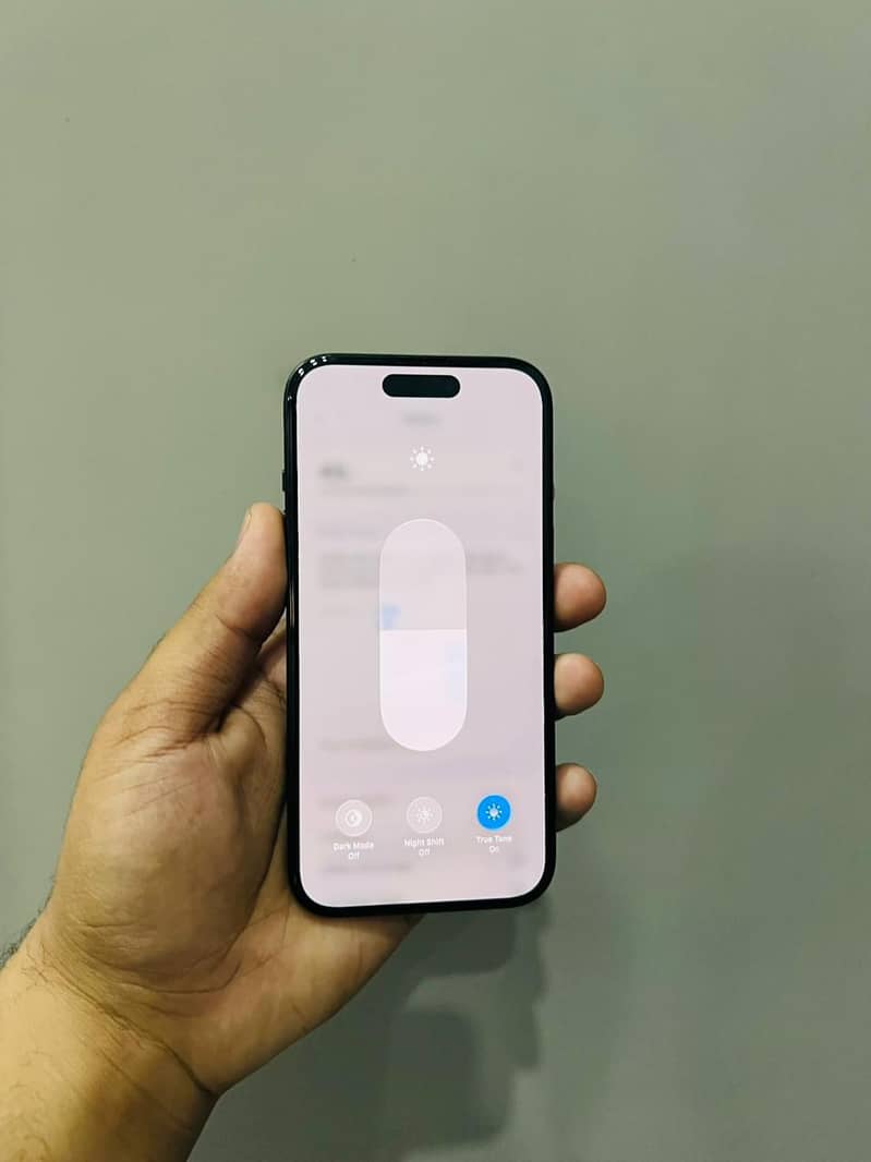 Apple iPhone 15 0