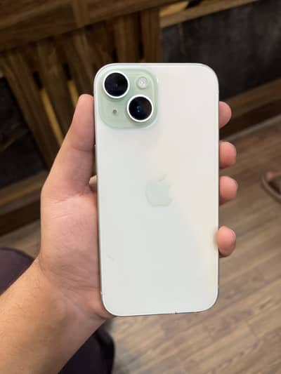Apple iPhone 15