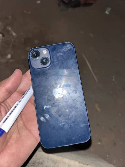 Apple iPhone 13