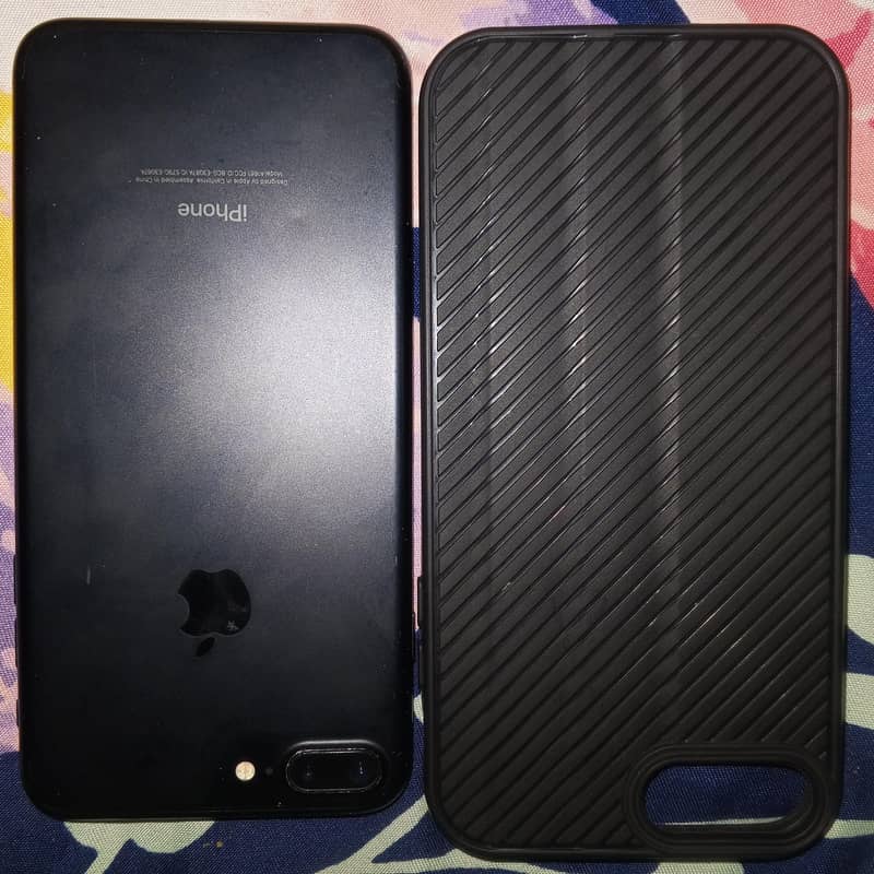 Apple iPhone 7 Plus 0