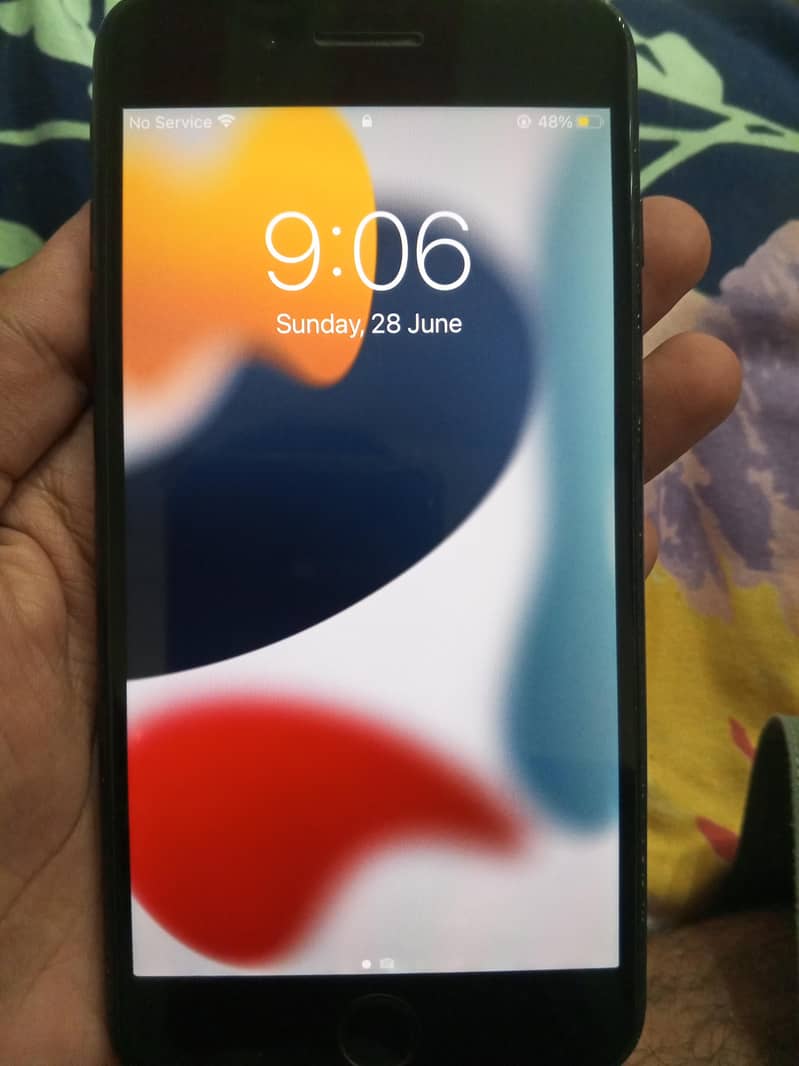 Apple iPhone 7 Plus 1