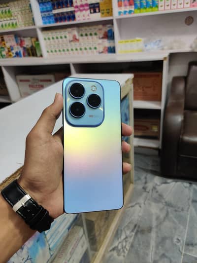 Infinix Hot 40 Pro 8+8/256