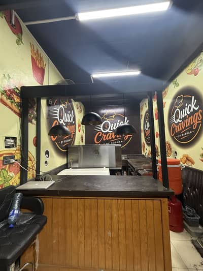 Complete Pizza set up for sale 2 tabel for toping  1 for breading