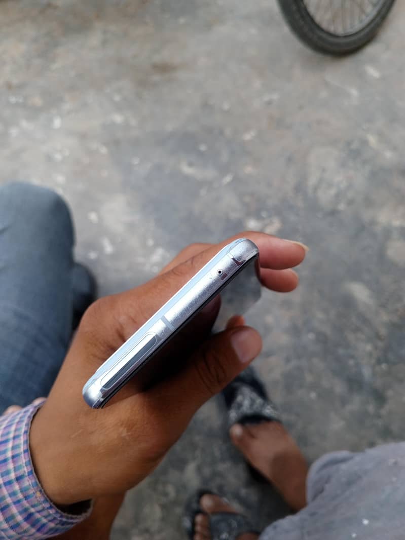 Google Pixel 8 Pro 3