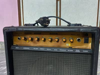 Snow sea (Boutique Guitar Amplifier)
