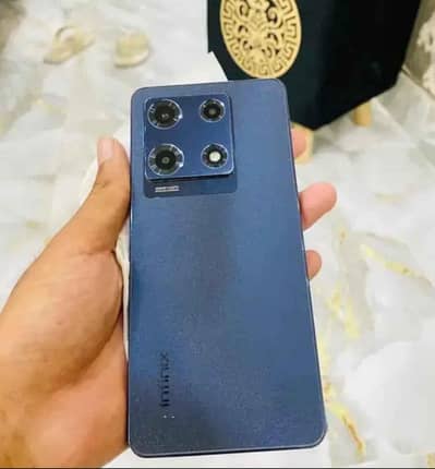 infinix note 30 pro RS 41000