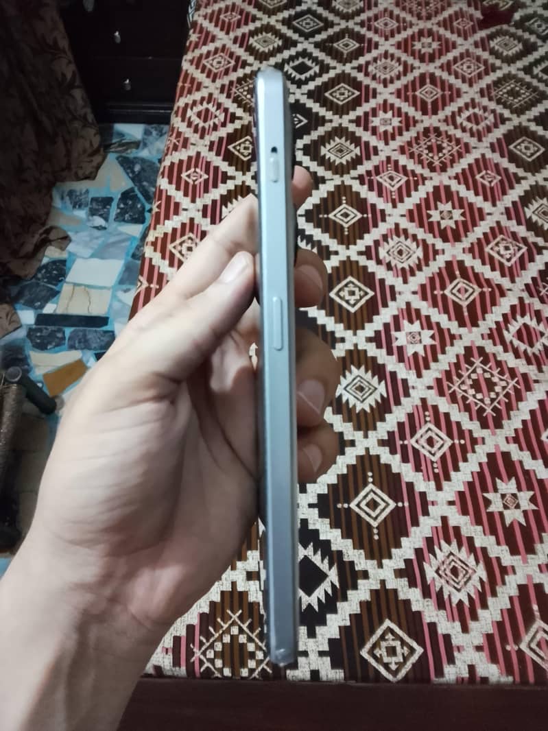 One Plus 5