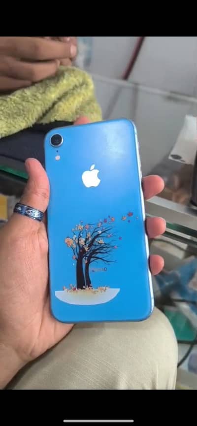 Apple iPhone XR
