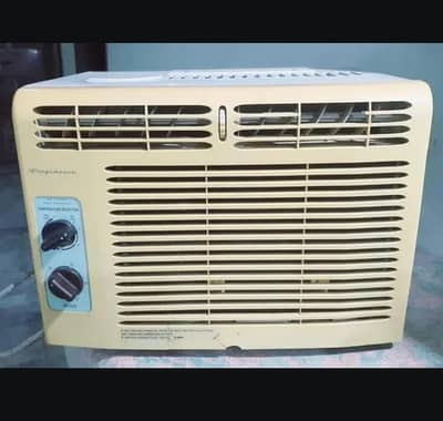 Window AC Half Ton