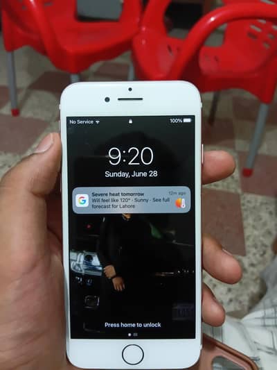 Apple iPhone 7