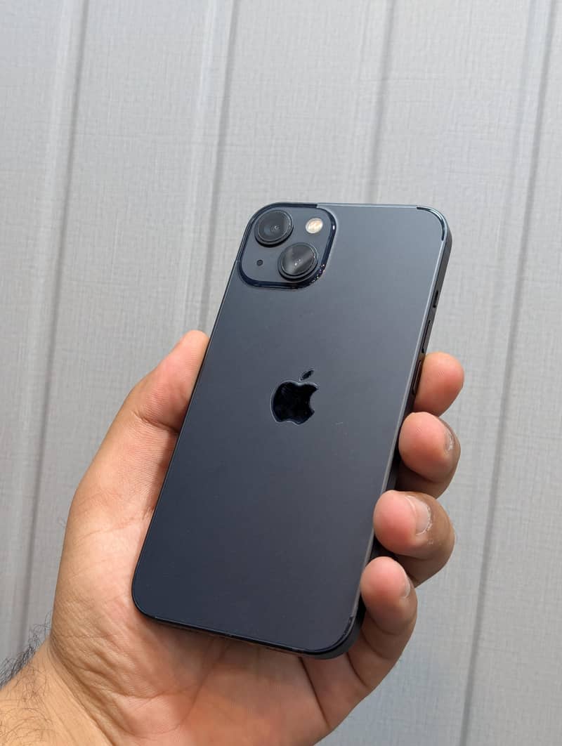 iPhone 13 5