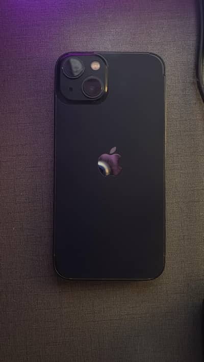 Apple iPhone 13