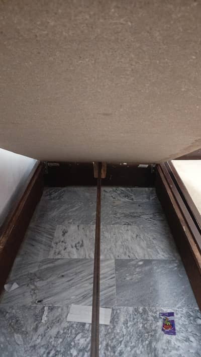 I HAVE SELL MY SINGLE BEDS BECAUSE I NEED SOME MONEY 03145036315