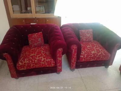 7 seater sofa + table for sale