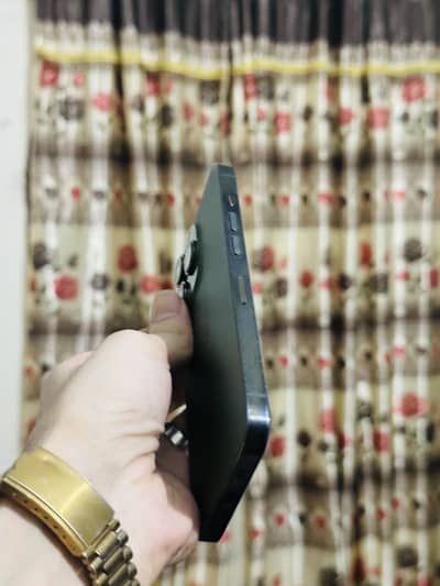 Apple iPhone 13 Pro