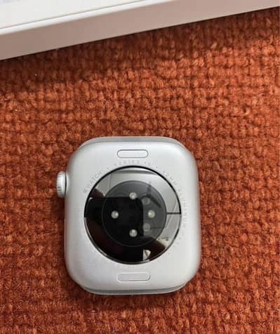 BRAND NEW APPLE WATCH SERIES 10| Silver colour