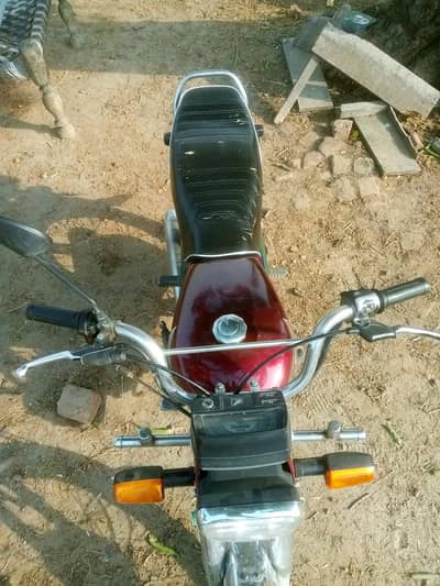 HONDA CD70 2018
