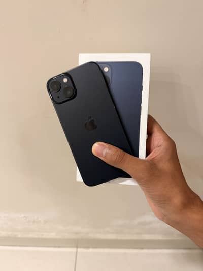 Apple iPhone 13