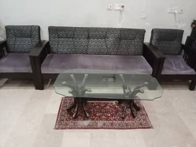 5 seater sofa set and table for sale