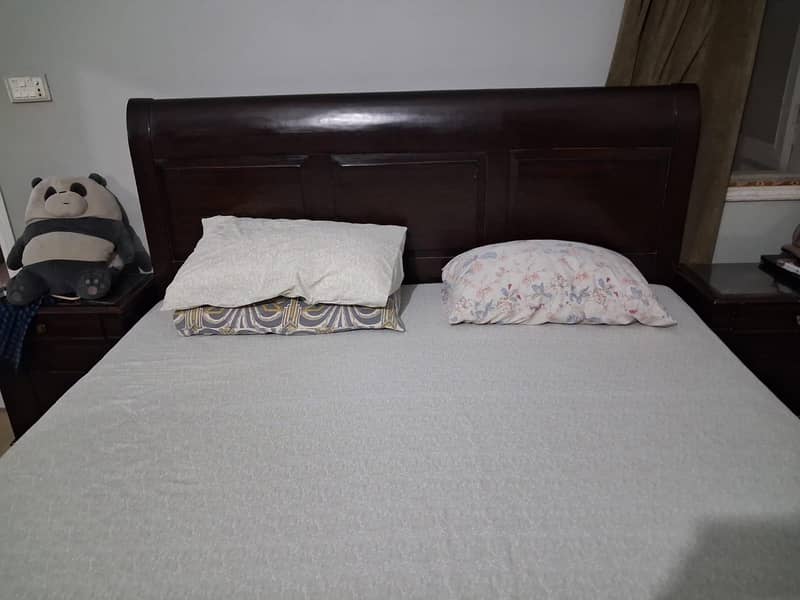 King size Bed Set 1