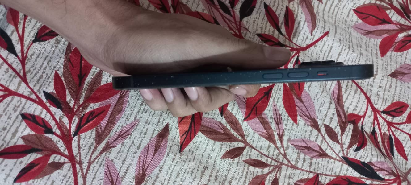 Apple iPhone 14 plus 2