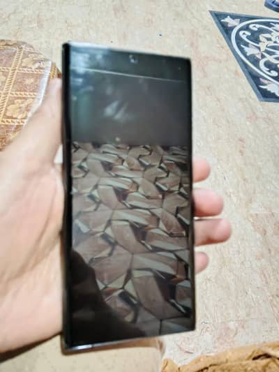 Samsung Mobile S22 Ultra neat clean