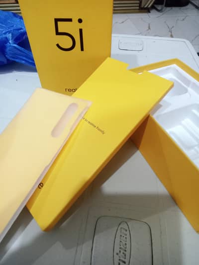Realme 5i