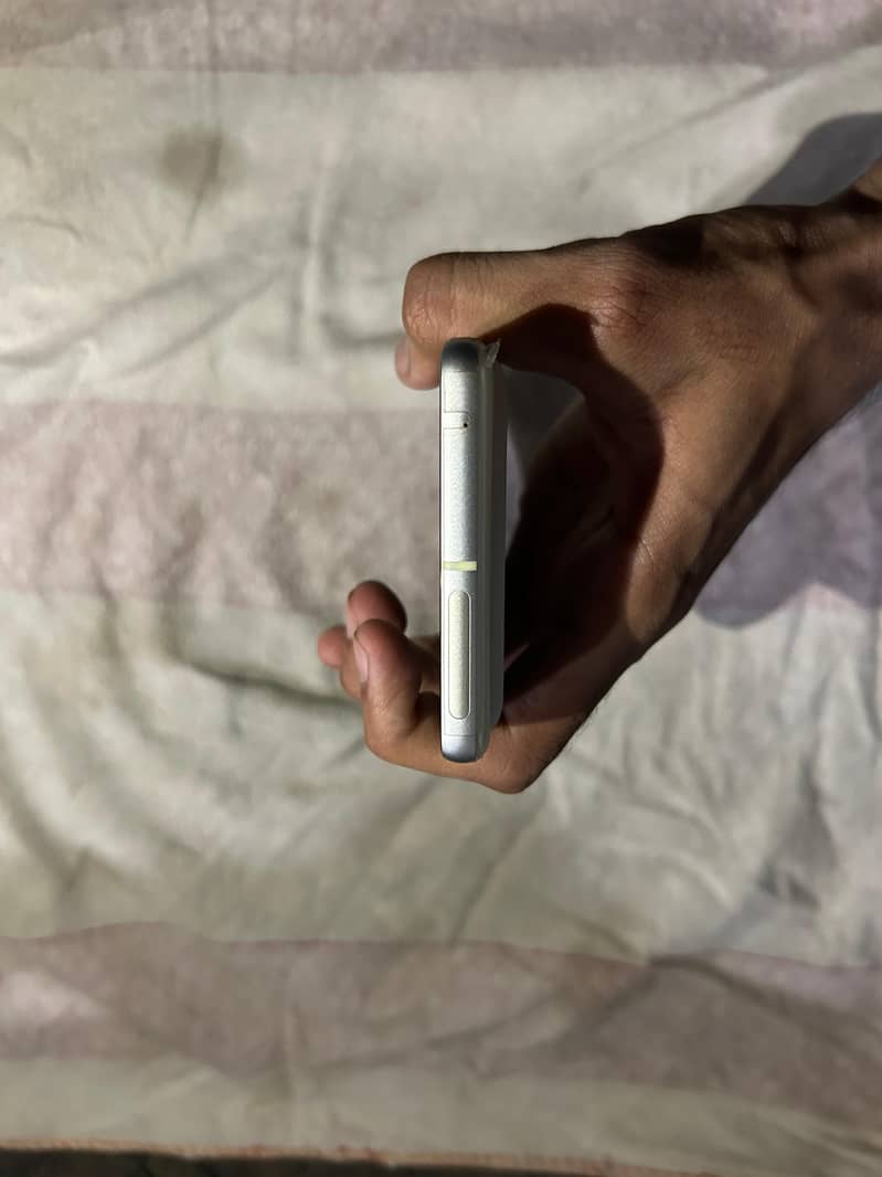 Google Pixel 7 3