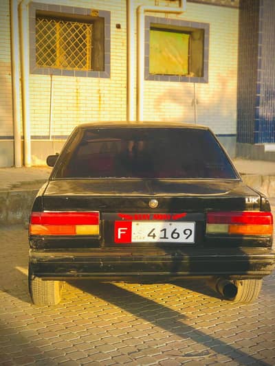 Nissan Sunny 1989