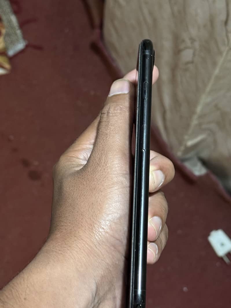 Apple iPhone 7 Plus 4