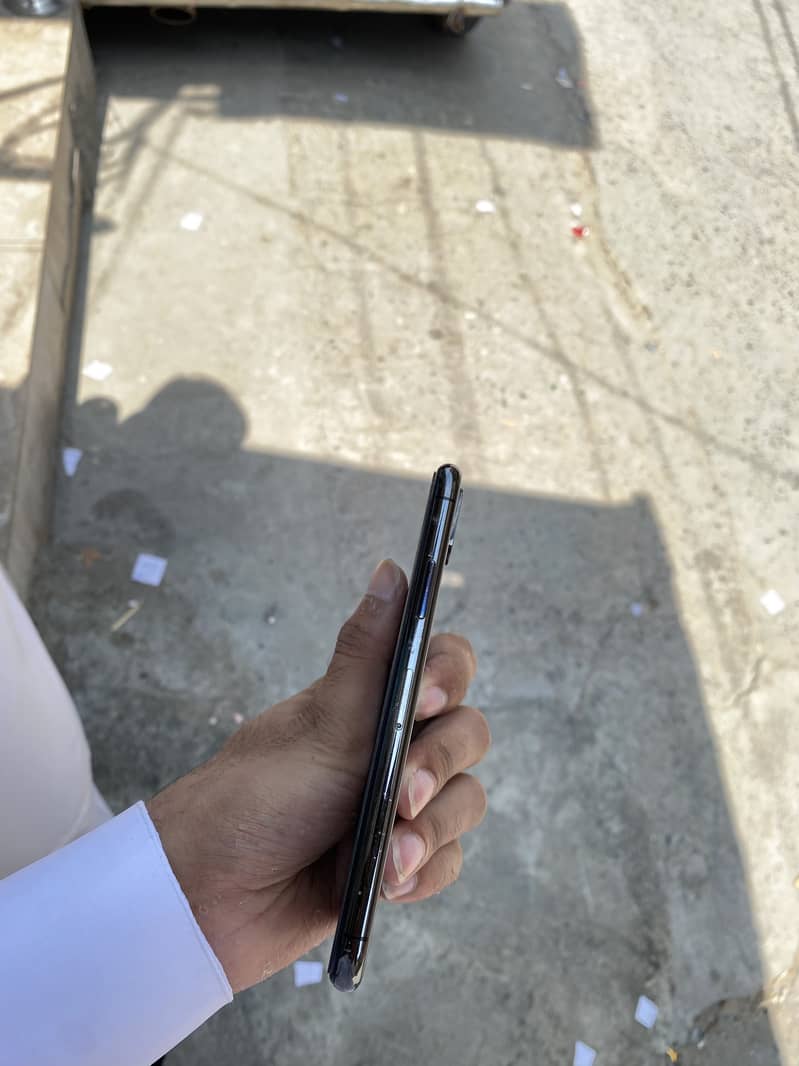 iPhone X 1