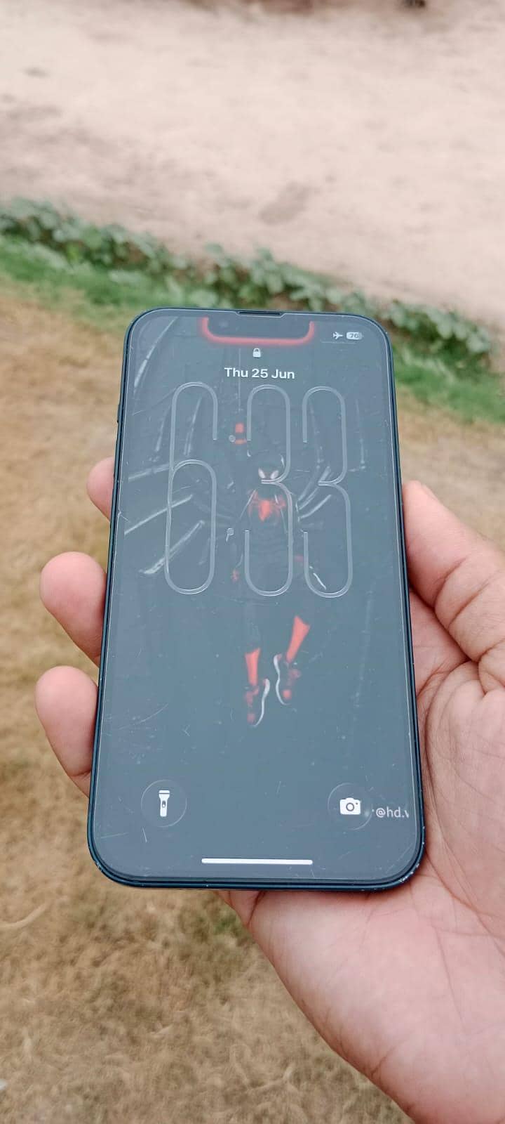 Apple iPhone 13 0