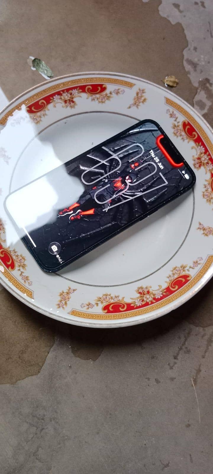 Apple iPhone 13 4
