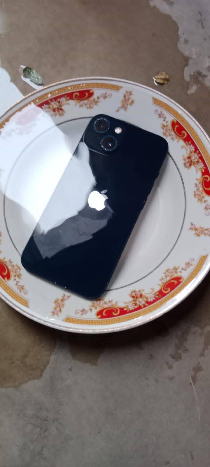 Apple iPhone 13 6