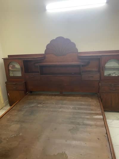 1 single Bed + 1 Double bed + 1 Dressing Table