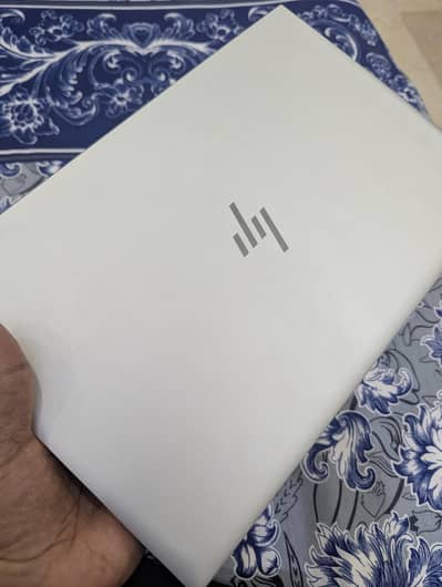 HP ELITEBOOK 840 G8