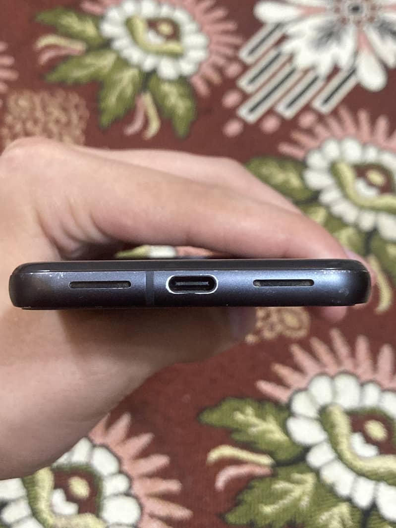 Google Pixel 8 2