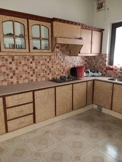 1 KANAL ELEGANT AND FULLY MAINTAINED SUPER HOT LOCATED BUNGALOW IS AVAILABLE IN THE BEST BLOCK OF DHA LAHORE | SEPARATE ENTRANCE