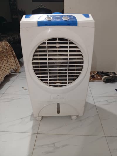 boss acdc room cooler very good condition