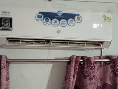 PEL 1 Ton Jumbo DC Inverter AC (Heat & Cool) – Excellent Condition