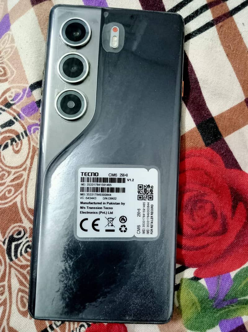 Tecno CAMON 40 Pro 7