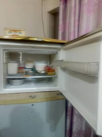 full size REFRIGERATOR in low price