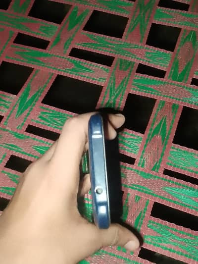 Samsung Mobile J1 Ace