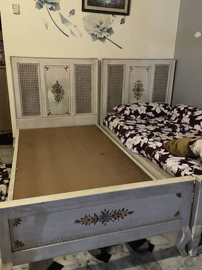 PAIR OF SINGLE WHITE WOOD BEDS | HAND PAINTED ANTIQUE | I-8 ISLAMABAD